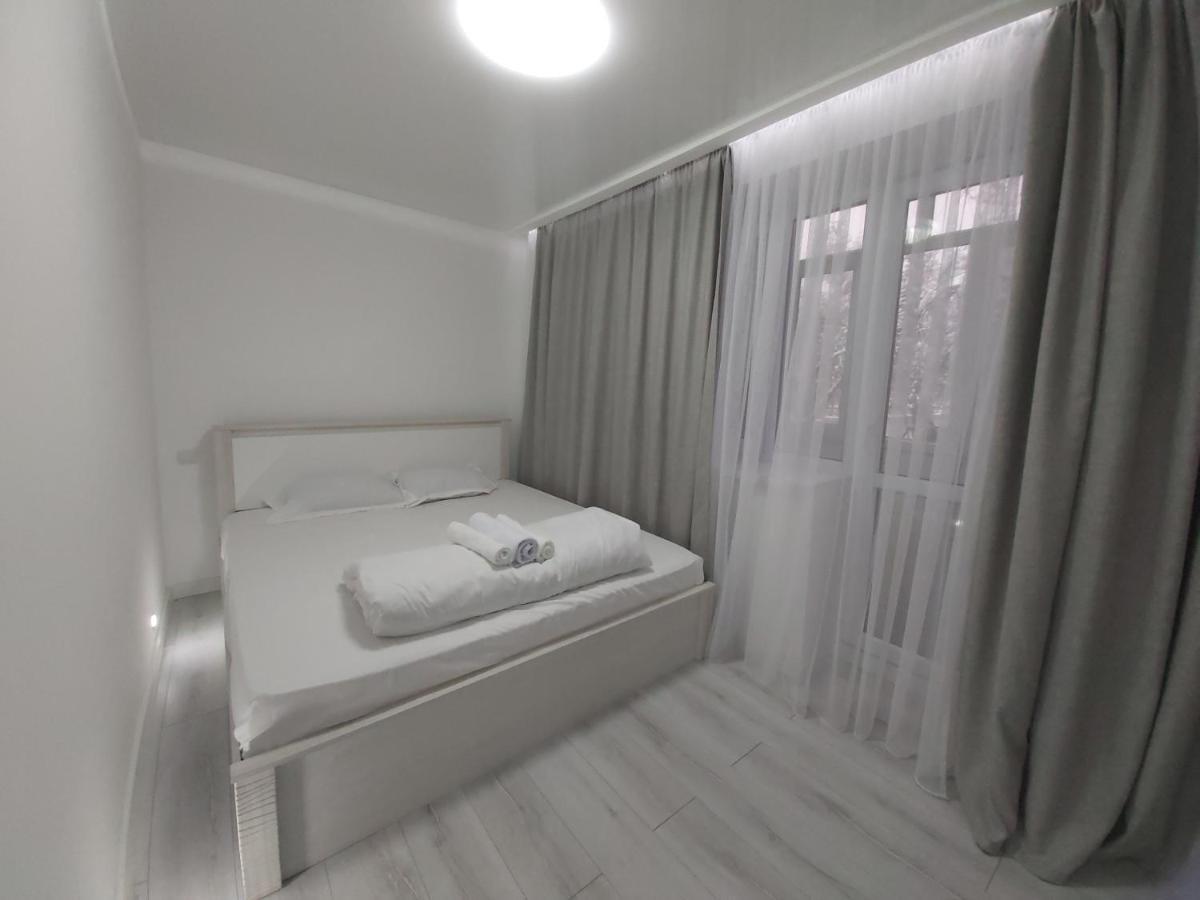 2-Х Комнатная Квартира Taraz Extérieur photo