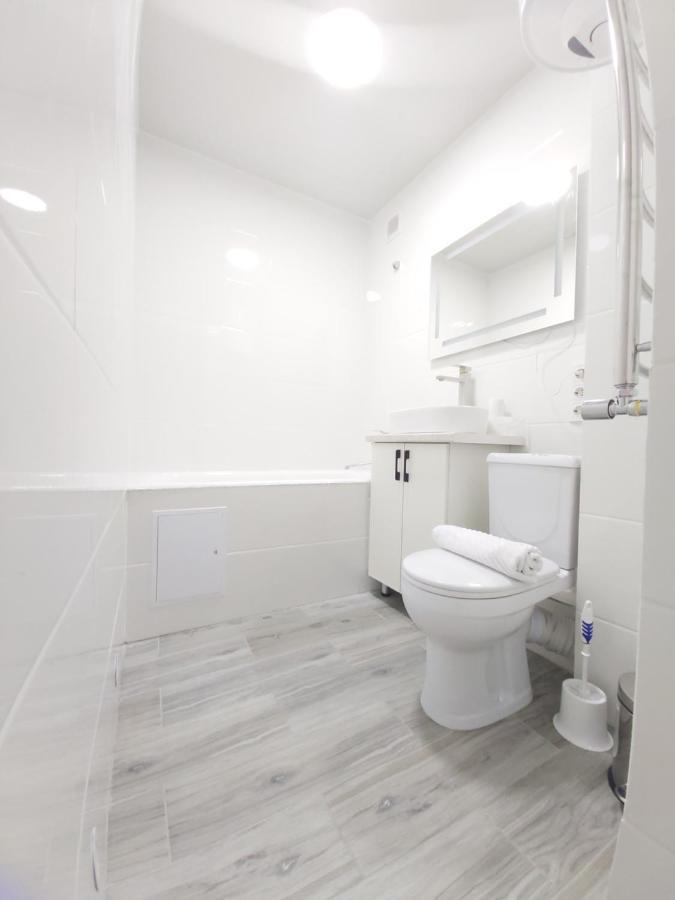 2-Х Комнатная Квартира Taraz Extérieur photo